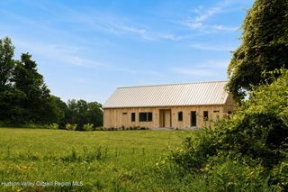 74 Fox Lane, Tivoli, NY 12583