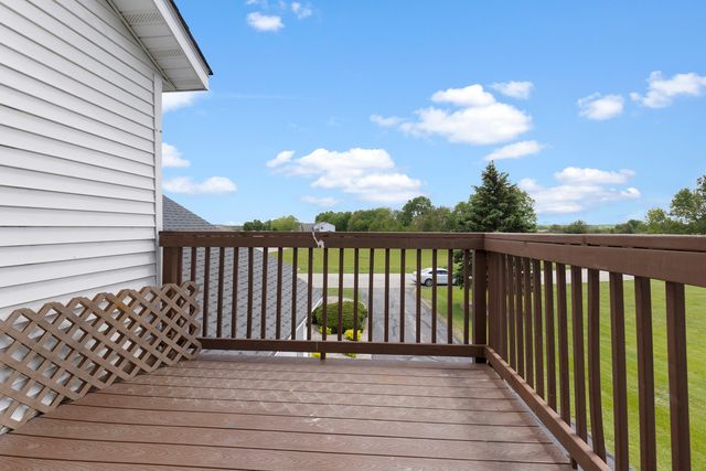 10050 Skipperling Road 1, Roscoe, IL 61073