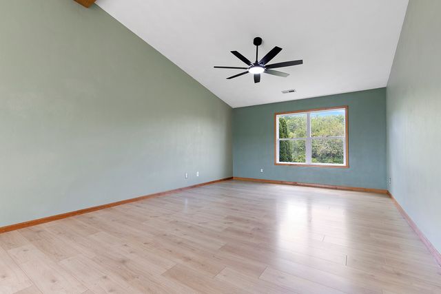 10050 Skipperling Road 1, Roscoe, IL 61073