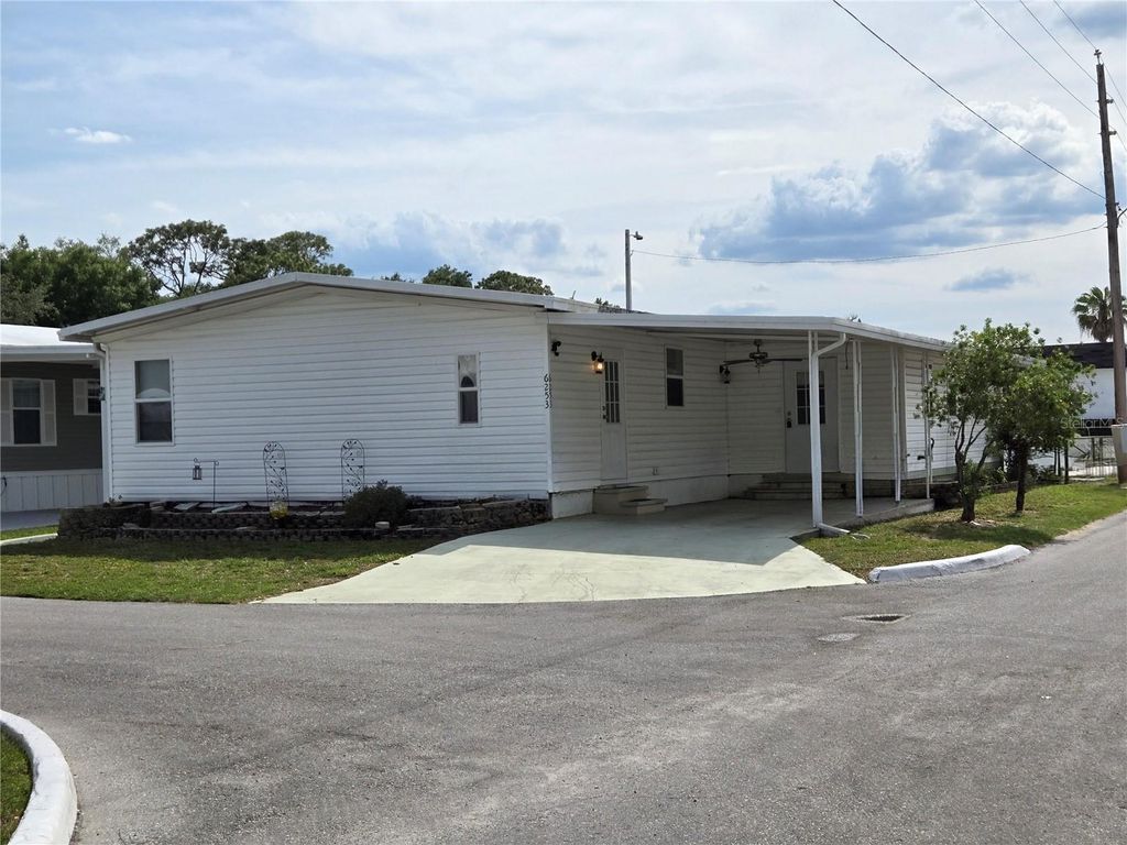 6253 BALMY LANE, Zephyrhills, FL 33542