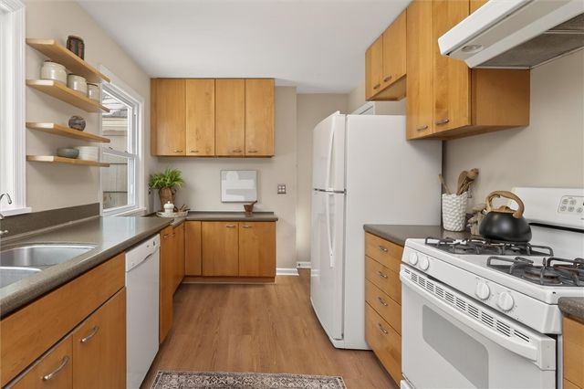 70 Penarrow Road Road, Brighton, NY 14618