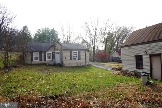 136 LAKIN AVE, Boonsboro, MD 21713