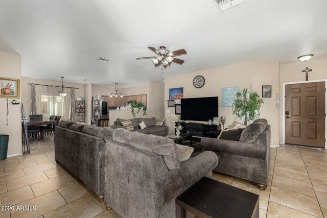 1923 E Renegade Trail, San Tan Valley, AZ 85143