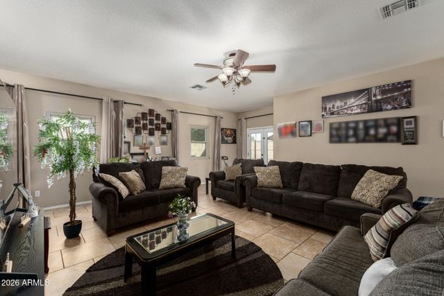 1923 E Renegade Trail, San Tan Valley, AZ 85143