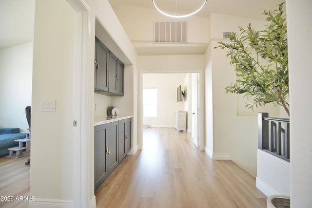 781 W HACKBERRY Drive, Chandler, AZ 85248