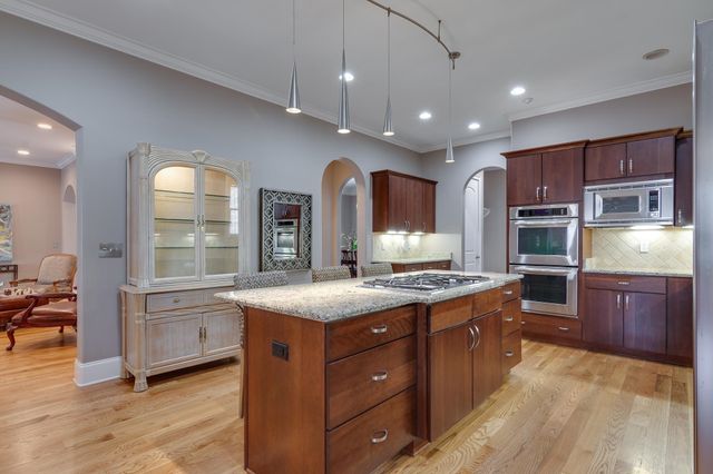 1764 ENCLAVE GREEN CV, Germantown, TN 38139