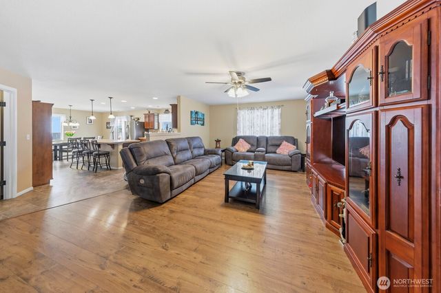 16475 SE Greenbrier Street, Yelm, WA 98597