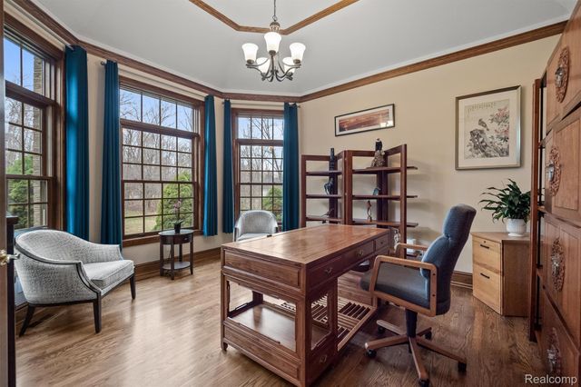 3300 Hillshire Court, Superior Charter Township, MI 48198