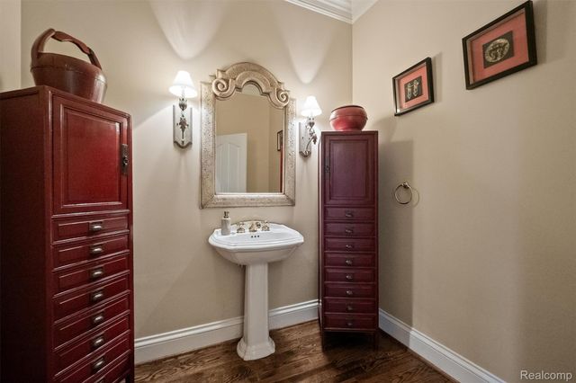 3300 Hillshire Court, Superior Charter Township, MI 48198