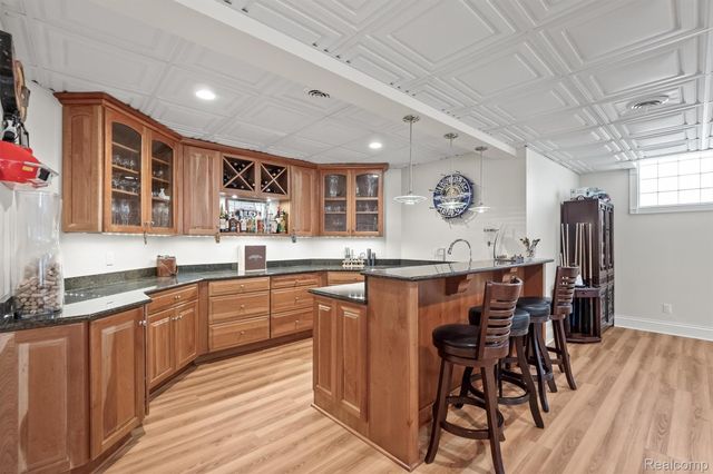 3300 Hillshire Court, Superior Charter Township, MI 48198