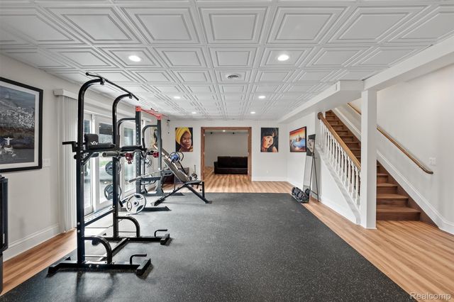 3300 Hillshire Court, Superior Charter Township, MI 48198