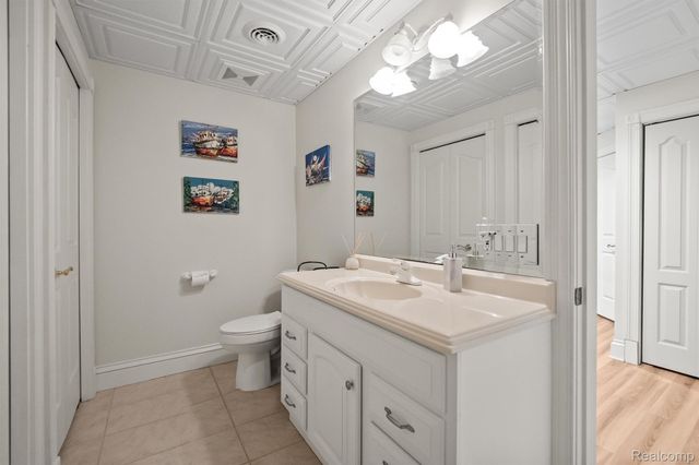 3300 Hillshire Court, Superior Charter Township, MI 48198