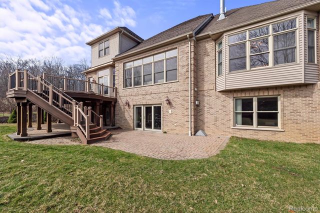 3300 Hillshire Court, Superior Charter Township, MI 48198