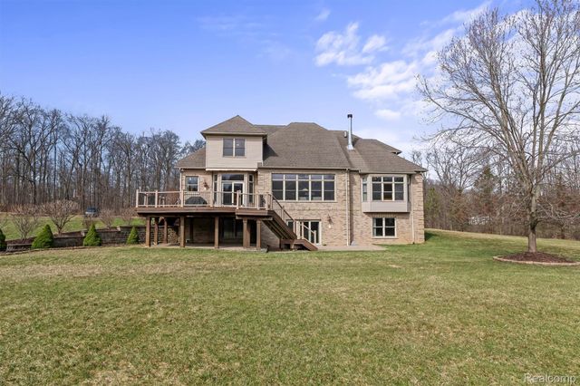 3300 Hillshire Court, Superior Charter Township, MI 48198