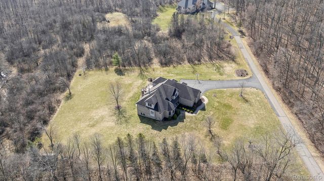 3300 Hillshire Court, Superior Charter Township, MI 48198