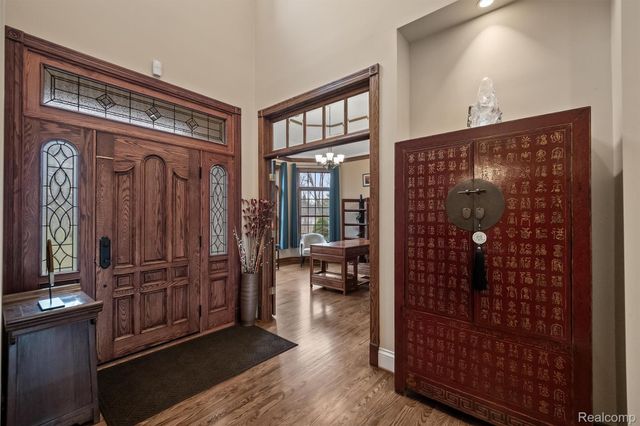 3300 Hillshire Court, Superior Charter Township, MI 48198