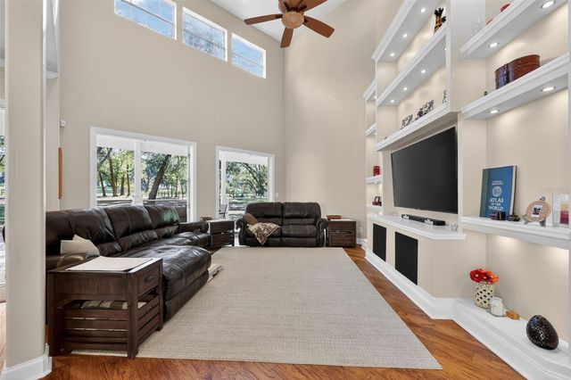 10703 BAREFOOT LANE, Thonotosassa, FL 33592