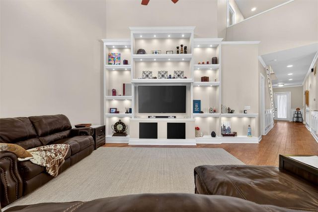 10703 BAREFOOT LANE, Thonotosassa, FL 33592