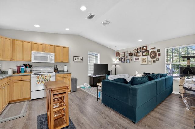 10703 BAREFOOT LANE, Thonotosassa, FL 33592