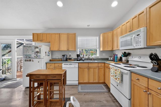 10703 BAREFOOT LANE, Thonotosassa, FL 33592