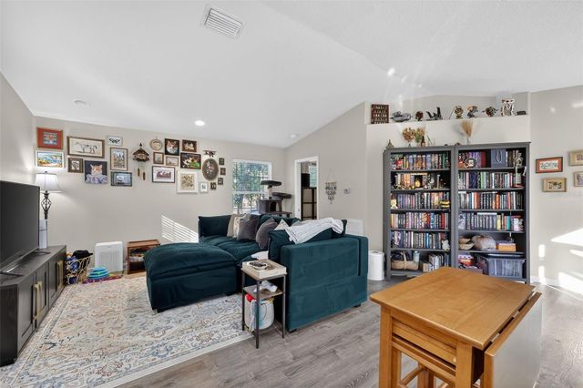 10703 BAREFOOT LANE, Thonotosassa, FL 33592