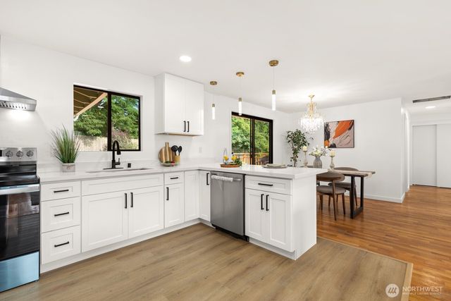12630 169th Ave SE, Renton, WA 98059