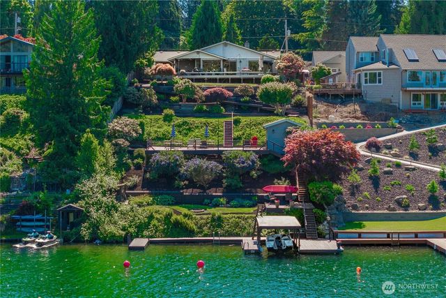3605 Lakeridge Drive E, Lake Tapps, WA 98391