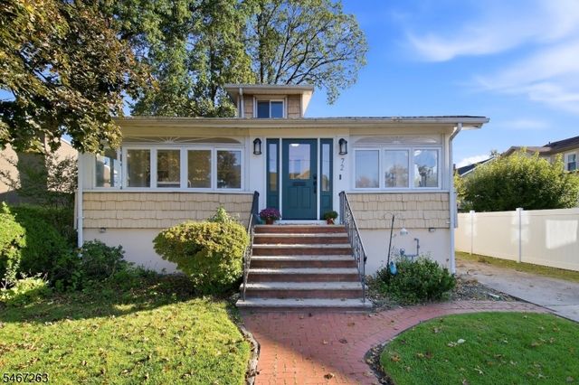 72 Lawn Ter, Cranford Twp., NJ 07016