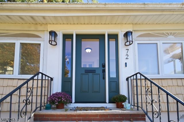 72 Lawn Ter, Cranford Twp., NJ 07016