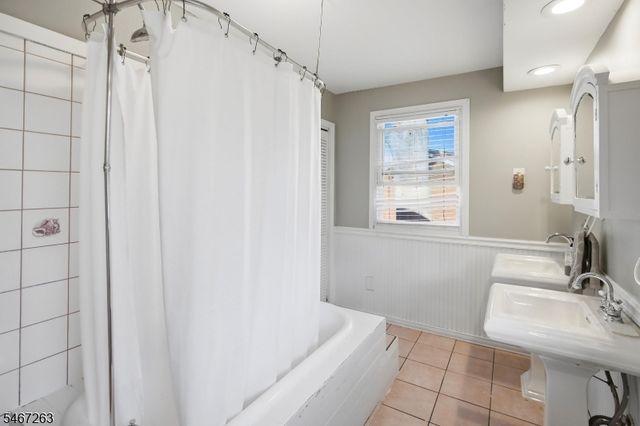 72 Lawn Ter, Cranford Twp., NJ 07016