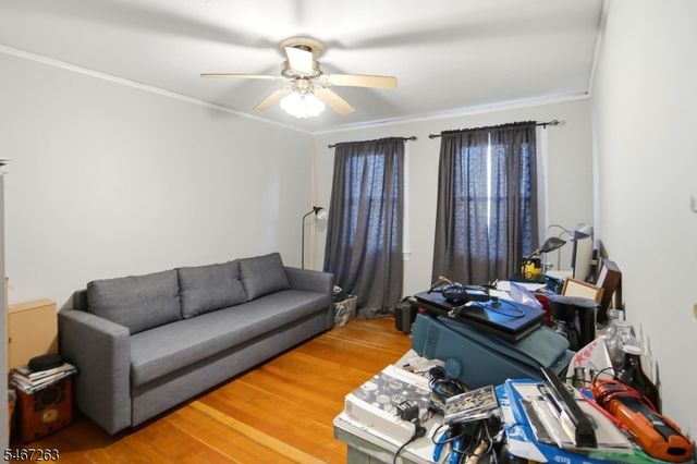 72 Lawn Ter, Cranford Twp., NJ 07016