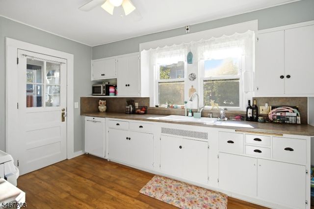 72 Lawn Ter, Cranford Twp., NJ 07016