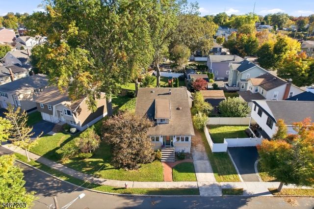 72 Lawn Ter, Cranford Twp., NJ 07016