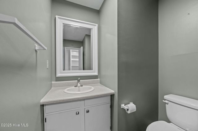 101 Laura Lane C2, Greenville, NC 27858