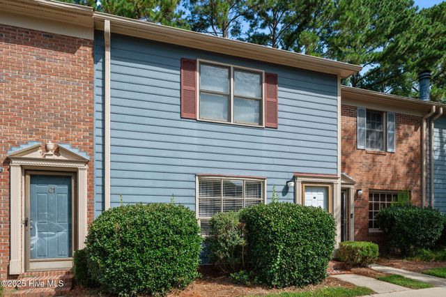101 Laura Lane C2, Greenville, NC 27858