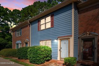 101 Laura Lane C2, Greenville, NC 27858