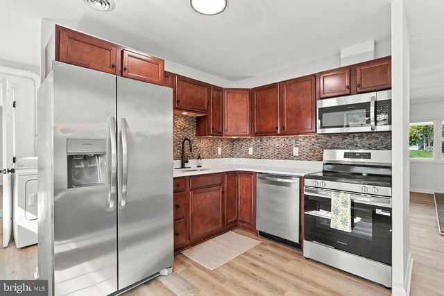 1020 BRAMLY DR, Hagerstown, MD 21742