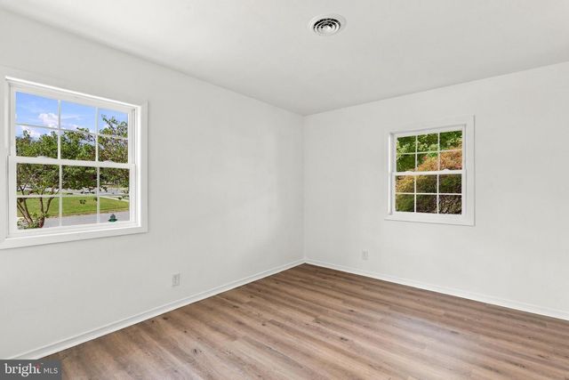 1020 BRAMLY DR, Hagerstown, MD 21742
