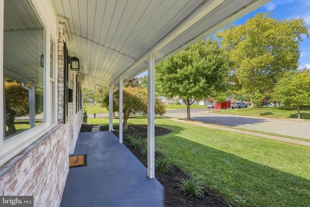 1020 BRAMLY DR, Hagerstown, MD 21742
