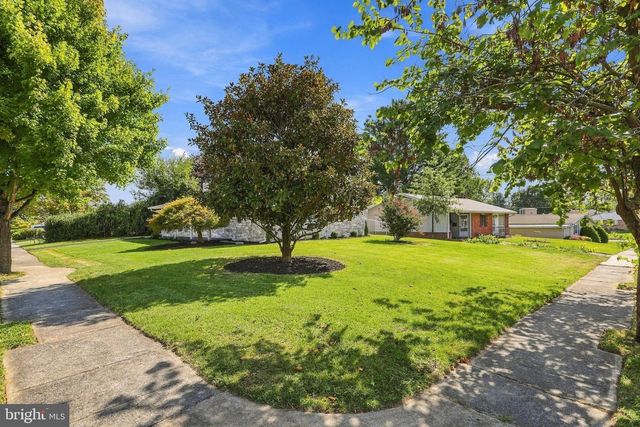 1020 BRAMLY DR, Hagerstown, MD 21742
