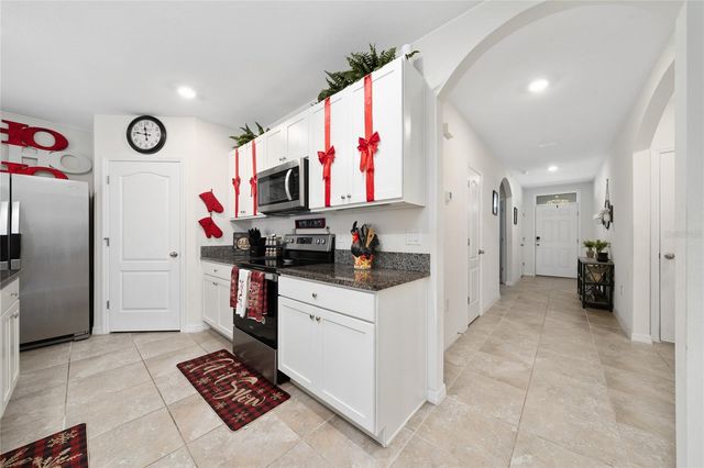 808 BAYLOR DRIVE, Deltona, FL 32725