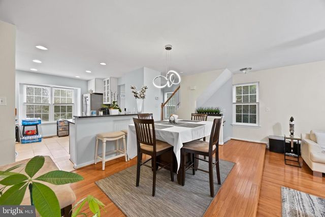 3930 COLLIS OAK CT, Fairfax, VA 22033