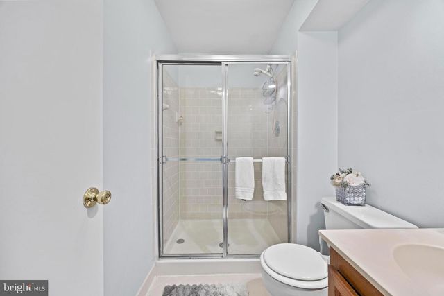 3930 COLLIS OAK CT, Fairfax, VA 22033