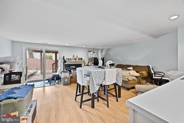 3930 COLLIS OAK CT, Fairfax, VA 22033