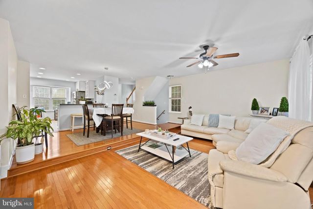 3930 COLLIS OAK CT, Fairfax, VA 22033