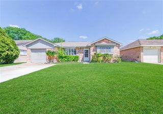 10830 Sela Lane, Houston, TX 77072