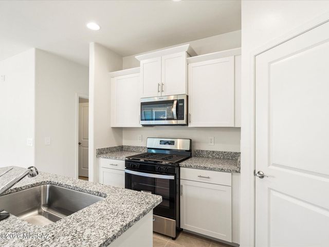 5196 W Bowen House Road, Tucson, AZ 85757