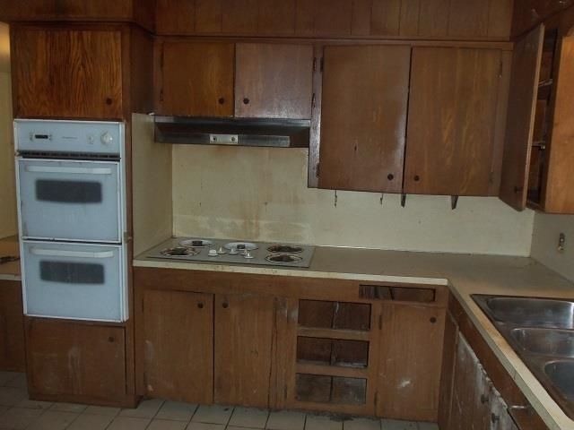 2901 SUNSET LANE, Kilgore, TX 75662