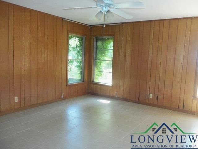 2901 SUNSET LANE, Kilgore, TX 75662