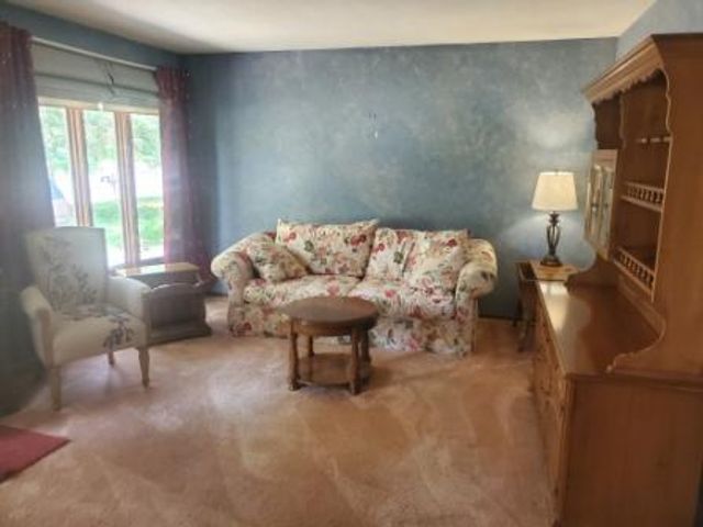 8515 85th Street S, Cottage Grove, MN 55016